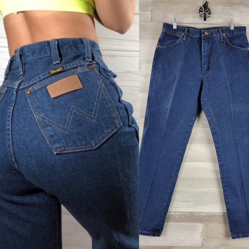 Vintage Wrangler 13MWZDD Straight-leg Dark Indigo Wash Jeans Size 32×31